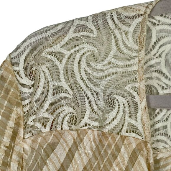 Chico’s Travelers Collection Beige Sheer Lace Crinkle Open-Front Tunic Size 2(L) - Picture 6 of 13